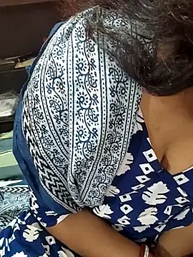 Snapshot of Diya_143 chatting on March 2026 06:39:01 AM Diya 143 online show from March 2026 06:39:01 AM