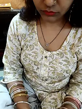 Snapshot of Diya_143 chatting on March 2026 04:45:02 PM Diya 143 online show from March 2026 04:45:02 PM