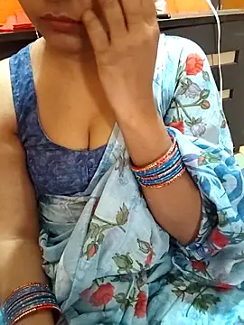Snapshot of Diya_143 chatting on April 2026 07:41:01 AM Diya 143 online show from April 2026 07:41:01 AM