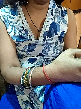Snapshot of Diya_143 chatting on April 2026 04:59:02 AM Diya 143 online show from April 2026 04:59:02 AM