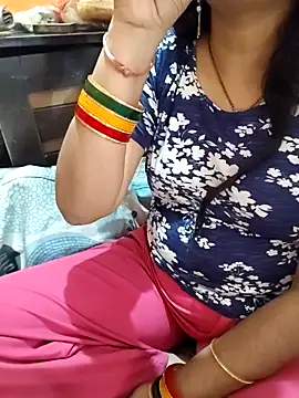 Snapshot of Diya_143 chatting on May 2026 08:00:01 AM Diya 143 online show from May 2026 08:00:01 AM