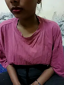 Snapshot of Nupur_69 chatting on February 2025 08:04:01 PM Nupur 69 online show from February 2025 08:04:01 PM