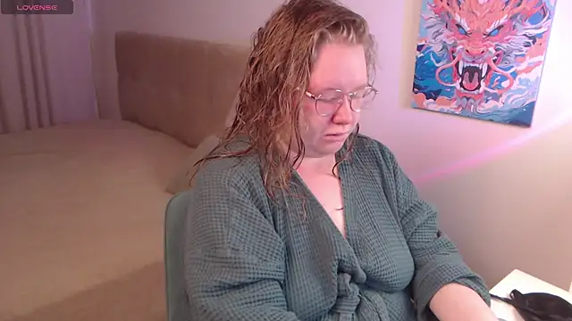 Snapshot of Ann_Muna chatting on December 2025 07:10:01 PM Ann Muna online show from December 2025 07:10:01 PM