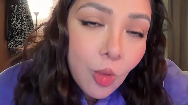 nativepumpkin95 online show from December 2025 03:37:02 AM