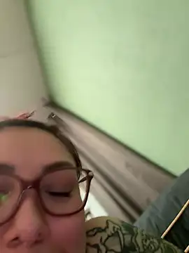 nativepumpkin95 online show from May 2026 05:14:02 AM