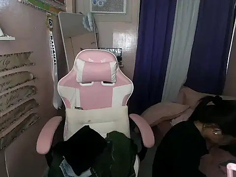 young salsalita online show from January 2026 06:06:02 AM