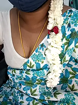 Snapshot of Tamil-hotwife chatting on April 2026 04:55:01 PM Tamil-hotwife online show from April 2026 04:55:01 PM