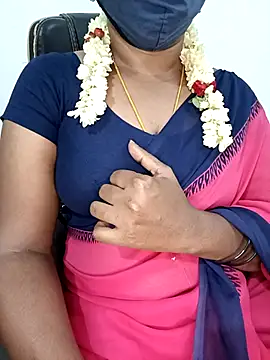 Snapshot of Tamil-hotwife chatting on April 2026 12:24:02 AM Tamil-hotwife online show from April 2026 12:24:02 AM