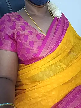 Snapshot of Tamil-hotwife chatting on May 2026 04:44:02 PM Tamil-hotwife online show from May 2026 04:44:02 PM