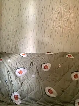 Snapshot of EveLibston chatting on February 2025 09:44:01 AM EveLibston online show from February 2025 09:44:01 AM