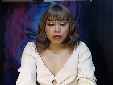 Snapshot of bettina_love chatting on November 2025 04:29:01 PM bettina love online show from November 2025 04:29:01 PM