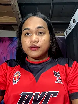 Snapshot of bettina_love chatting on November 2025 01:09:02 PM bettina love online show from November 2025 01:09:02 PM