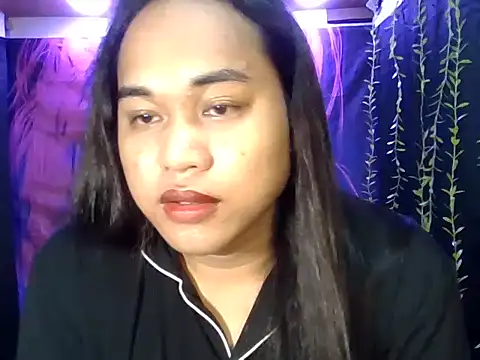bettina love online show from November 2025 08:10:01 PM