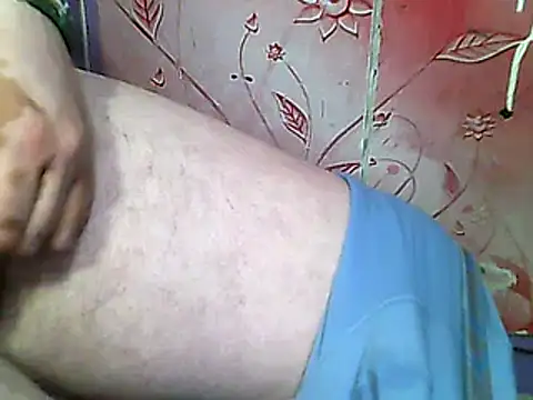 Snapshot of two_colour_cock chatting on January 2025 02:41:01 PM two colour cock online show from January 2025 02:41:01 PM