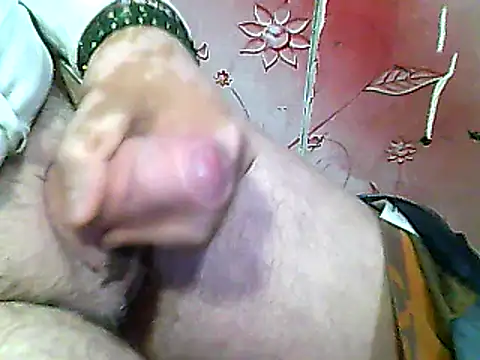 Snapshot of two_colour_cock chatting on January 2025 09:11:02 PM two colour cock online show from January 2025 09:11:02 PM