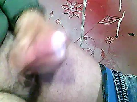 Snapshot of two_colour_cock chatting on February 2025 08:26:01 PM two colour cock online show from February 2025 08:26:01 PM