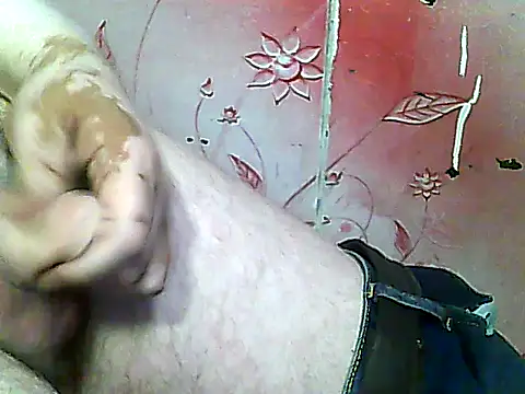 Snapshot of two_colour_cock chatting on November 2025 09:13:01 PM two colour cock online show from November 2025 09:13:01 PM