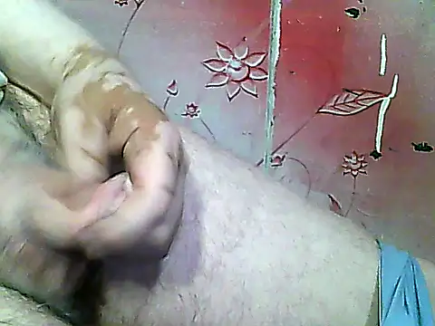 Snapshot of two_colour_cock chatting on November 2025 08:49:01 PM two colour cock online show from November 2025 08:49:01 PM