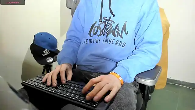 Jeff Waltonxh online show from February 2025 04:46:01 AM