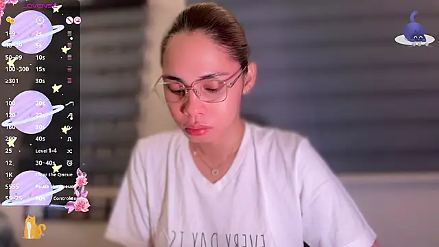 Snapshot of Jamie_Sullivan chatting on October 2025 08:35:01 PM Jamie Sullivan online show from October 2025 08:35:01 PM