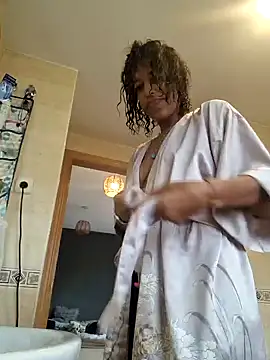 Goldenlace online show from January 2025 10:16:02 AM