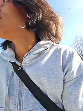 Goldenlace online show from February 2025 02:25:02 PM