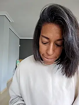 Goldenlace online show from March 2025 12:13:01 PM