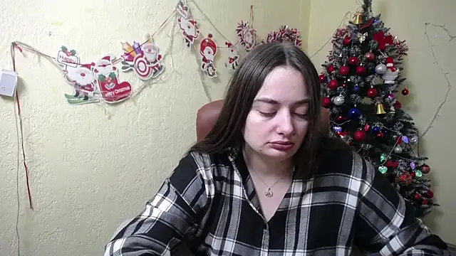 Snapshot of MilanaPrice chatting on December 2024 06:34:02 PM MilanaPrice online show from December 2024 06:34:02 PM