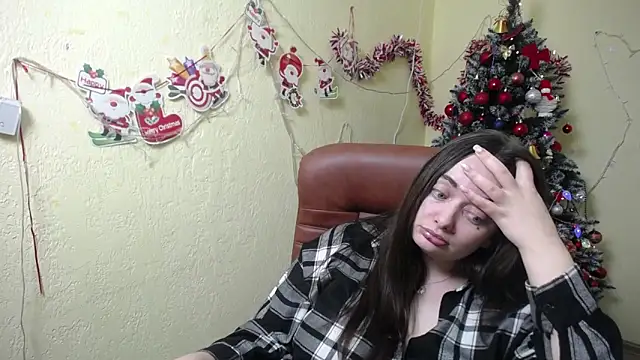 Snapshot of MilanaPrice chatting on December 2024 09:38:02 PM MilanaPrice online show from December 2024 09:38:02 PM