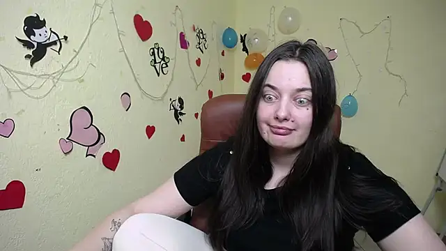 Snapshot of MilanaPrice chatting on February 2025 03:37:02 AM MilanaPrice online show from February 2025 03:37:02 AM