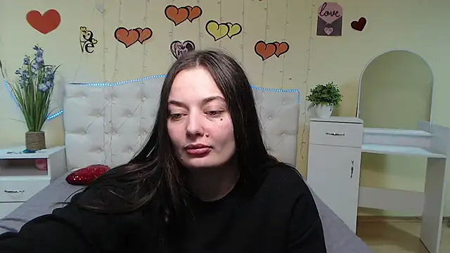 Snapshot of MilanaPrice chatting on February 2025 09:36:01 PM MilanaPrice online show from February 2025 09:36:01 PM