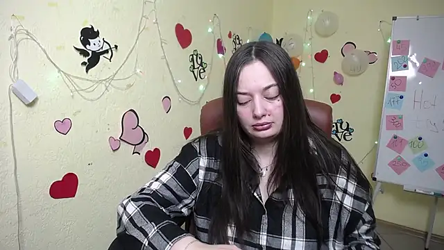 Snapshot of MilanaPrice chatting on February 2025 06:22:01 PM MilanaPrice online show from February 2025 06:22:01 PM