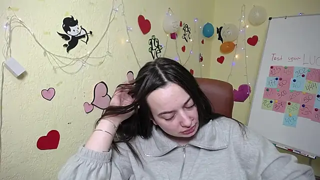 Snapshot of MilanaPrice chatting on February 2025 01:03:02 AM MilanaPrice online show from February 2025 01:03:02 AM