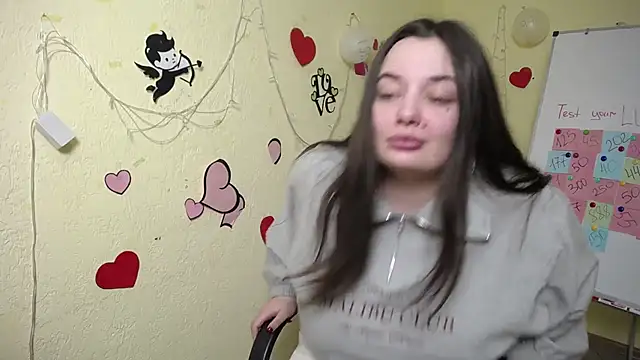 Snapshot of MilanaPrice chatting on February 2025 04:07:01 AM MilanaPrice online show from February 2025 04:07:01 AM