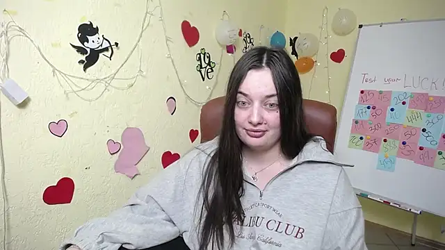 Snapshot of MilanaPrice chatting on February 2025 09:31:02 PM MilanaPrice online show from February 2025 09:31:02 PM