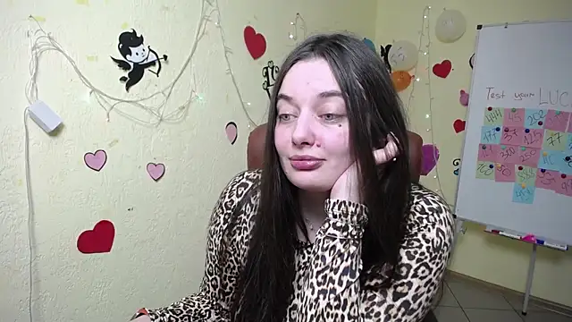 Snapshot of MilanaPrice chatting on February 2025 06:31:01 PM MilanaPrice online show from February 2025 06:31:01 PM