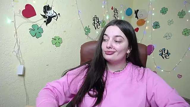 Snapshot of MilanaPrice chatting on March 2025 12:33:02 PM MilanaPrice online show from March 2025 12:33:02 PM