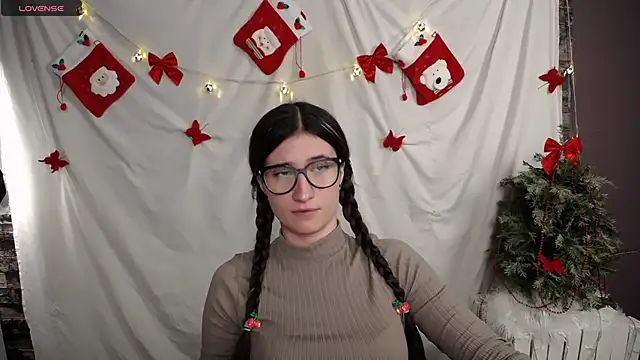 MaryEm976 online show from December 2024 12:01:02 PM