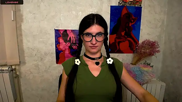 MaryEm976 online show from September 2025 05:29:02 PM