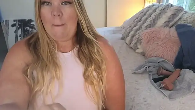 JESS LOVES online show from June 2026 02:43:02 PM