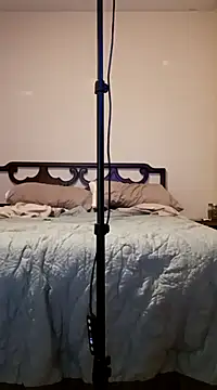 Snapshot of Armpitshaver chatting on February 2025 02:25:01 PM Armpitshaver online show from February 2025 02:25:01 PM