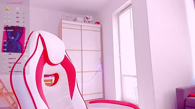 HotCarolineXO online show from March 2025 08:04:02 AM