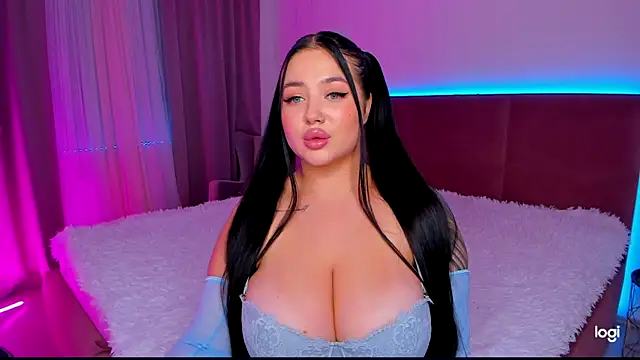 KylieLips online show from February 2025 06:24:01 PM