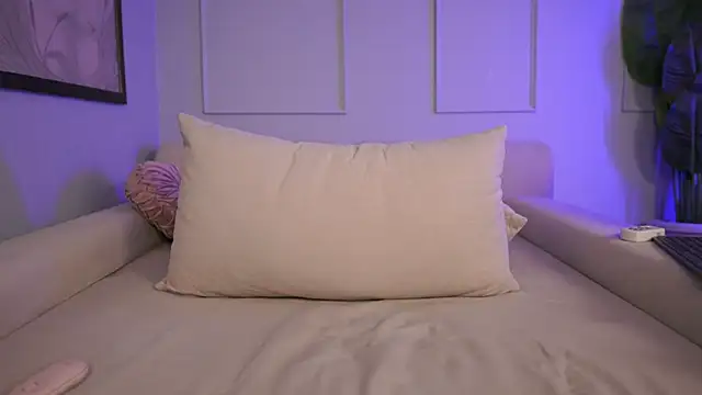 Snapshot of Lauraxx69 chatting on January 2025 10:58:02 AM Lauraxx69 online show from January 2025 10:58:02 AM