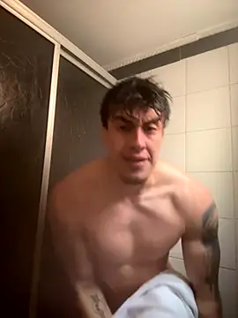 strongboy  online show from December 2025 01:38:02 PM