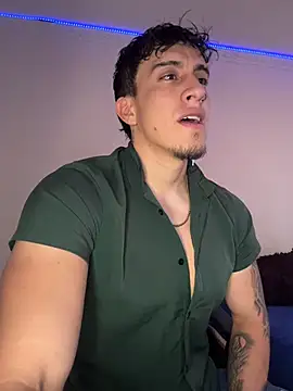 strongboy  online show from February 2026 06:48:01 PM