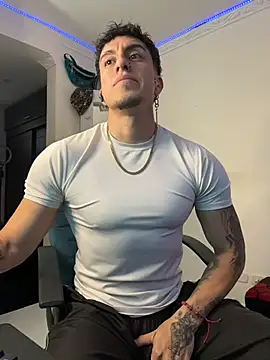 strongboy  online show from July 2026 09:32:01 PM