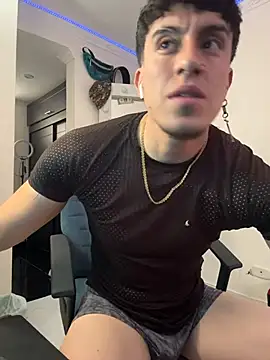 strongboy  online show from July 2026 04:58:01 PM