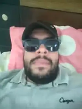 Snapshot of eljefe1119 chatting on April 2026 06:01:02 PM eljefe1119 online show from April 2026 06:01:02 PM