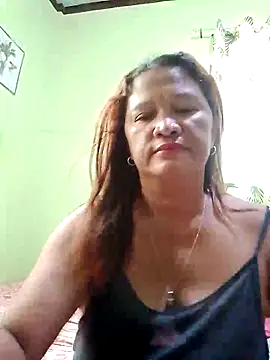 Snapshot of hott_scarlett chatting on November 2025 02:04:02 AM hott scarlett online show from November 2025 02:04:02 AM